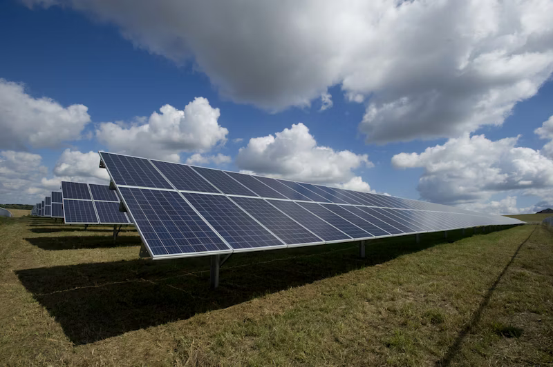 Solar installation team